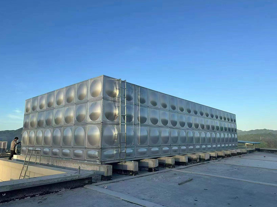 海南不锈钢水箱案例